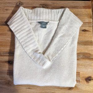 Ann Taylor Cashmere V-Neck Sweater- Cream, Size M